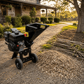 Gas Wood Chipper Machine, Heavy Duty Branch Shredder with High Performance Cutting System, Portable Gas Powered Mulcher for Farm, Property and Landscaping Use